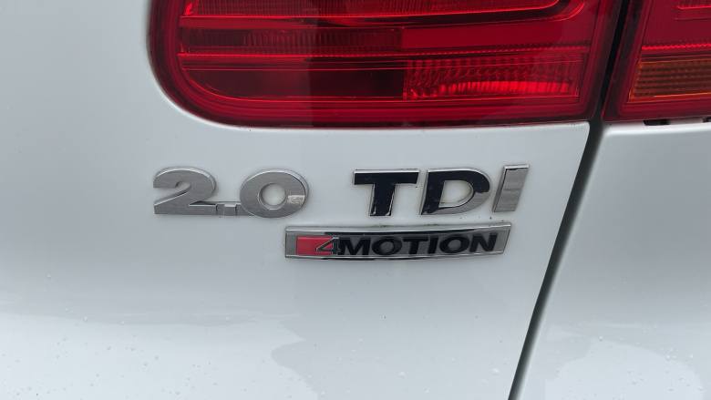 Volkswagen Tiguan 2.0 TDi BlueMotion Tech Match 4MOTION 5dr 150 DSG Diesel Estate